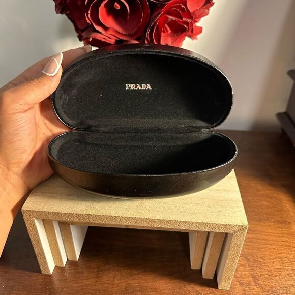 PRADA BLACK SUNGLASSES CASE - Picture 4 of 7